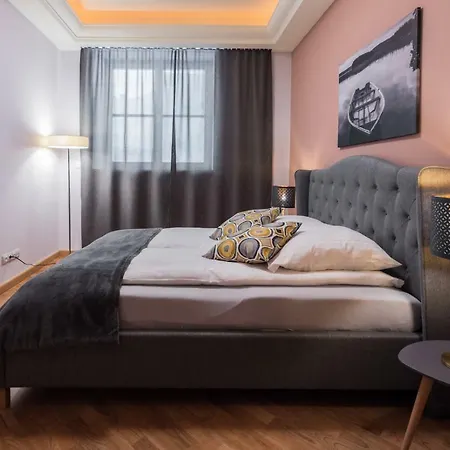 Excellent Apart On Main Square / Ac / Quiet Apartament