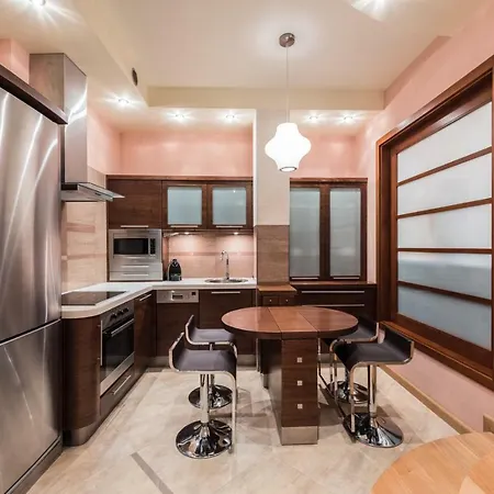 Apartament Excellent Apart On Main Square / Ac / Quiet *