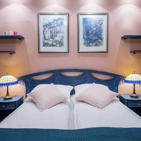 Excellent Apart On Main Square / Ac / Quiet Apartament