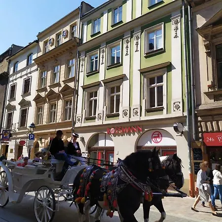 Excellent Apart On Main Square / Ac / Quiet *